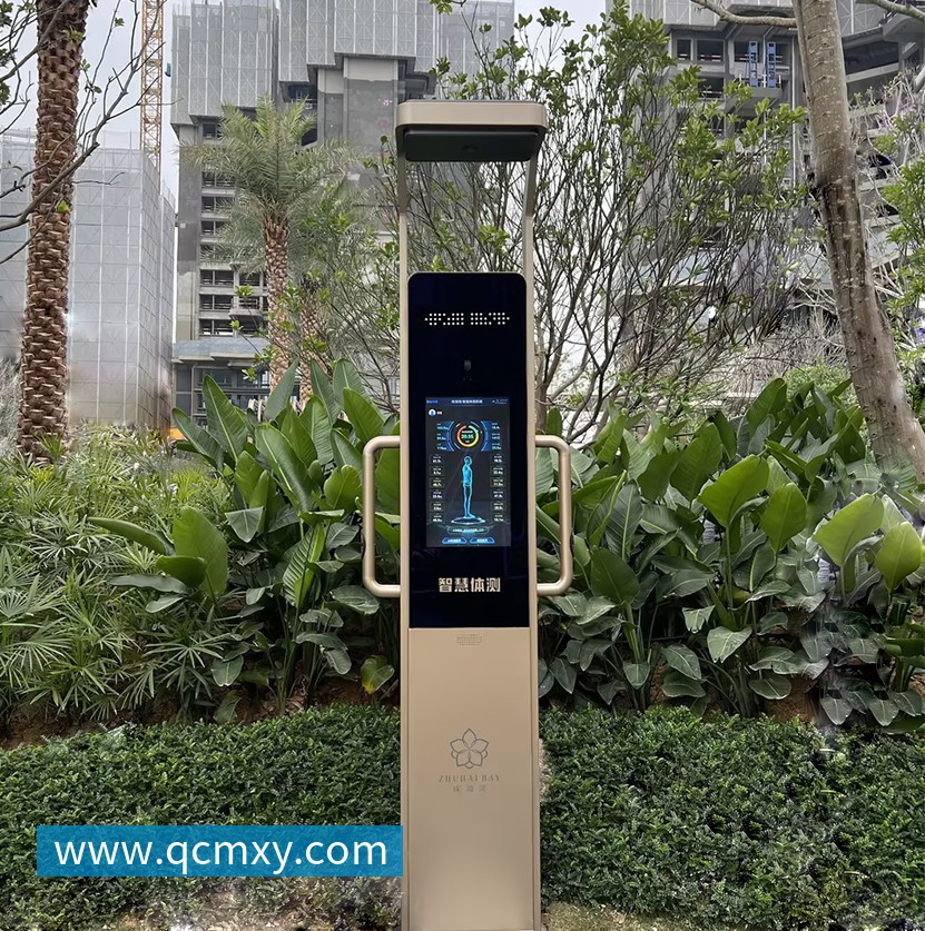 华发珠海湾位于珠海市高新区港湾大道与唐淇路交叉口西北侧，